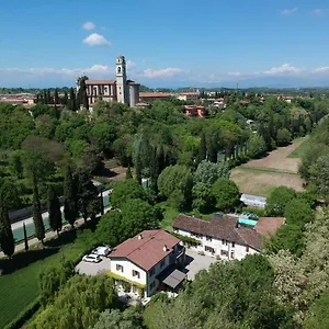 L'isolo E Monzambano